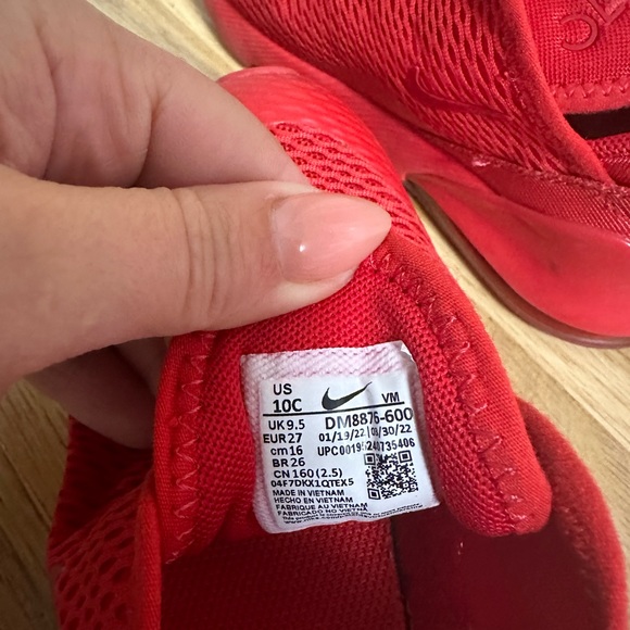 Nike kid shoes - Picture 2 of 3